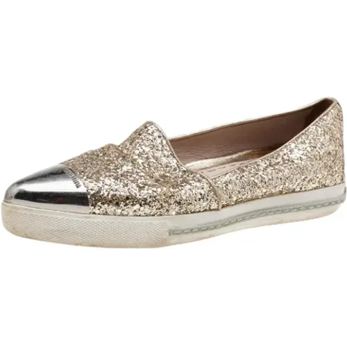 Pre-owned Flats, female, , Size: 5 US Pre-owned Metal sneakers - Miu Miu Pre-owned - Modalova