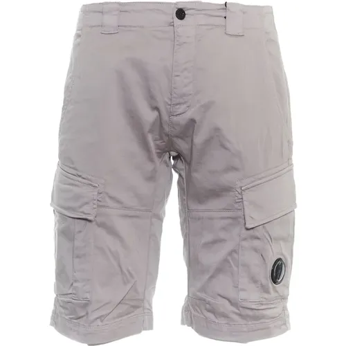 Drizzle Grey Shorts for Men , male, Sizes: XS, XL, 2XL, L, S - C.P. Company - Modalova