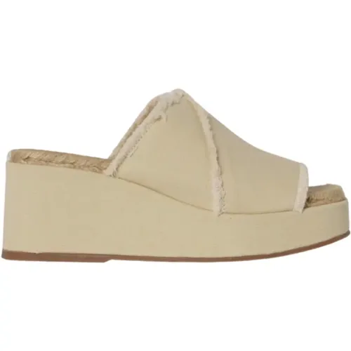 Elegant ecru wedge sandals , female, Sizes: 4 UK, 3 UK, 5 UK, 6 UK - Castañer - Modalova