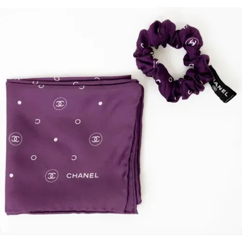 Pre-owned Scarves, female, , Size: ONE SIZE Pre-owned Silk scarves - Chanel Vintage - Modalova