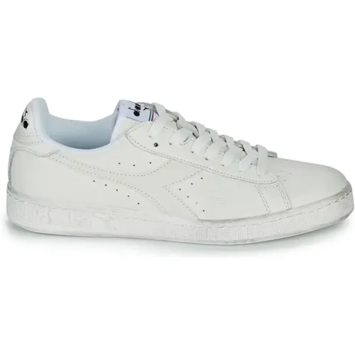 Low Waxed Game L Sneakers , unisex, Sizes: 9 UK, 3 UK, 11 UK, 10 UK, 7 UK, 5 UK, 8 UK, 4 UK, 2 UK, 6 UK - Diadora - Modalova