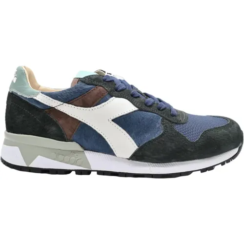 Trident Suede Sneakers in Gray , male, Sizes: 6 UK - Diadora - Modalova