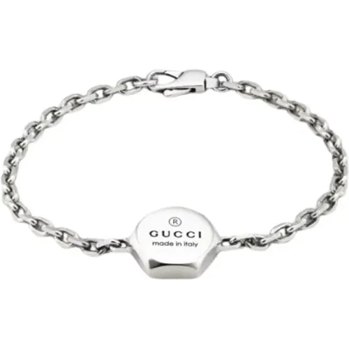 Bracelets, female, , Size: ONE SIZE Hexagon Logo Charm Bracelet - Gucci - Modalova