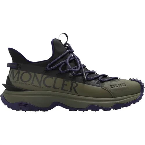 Sneakers, male, , Size: 8 US 'Trailgrip Lite2' sneakers - Moncler - Modalova