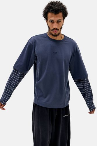 UO Exclusive Graphite Ellipse Double-Layer Tee - Medium at Urban Outfitters - Oakley - Modalova