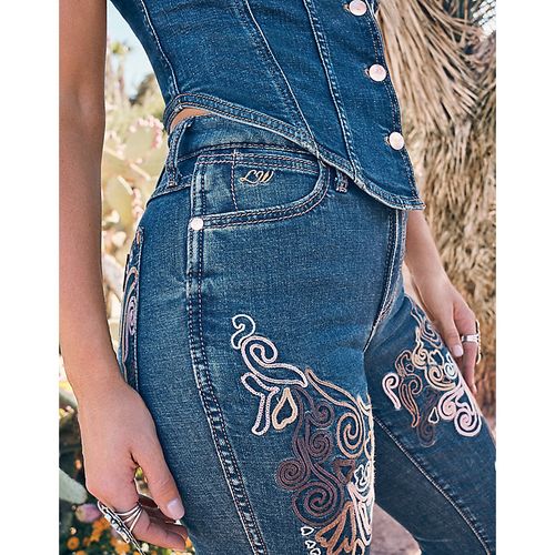 Lainey Wilson Embroidered Bell Bottoms Taille 29 x32 - Wrangler - Modalova