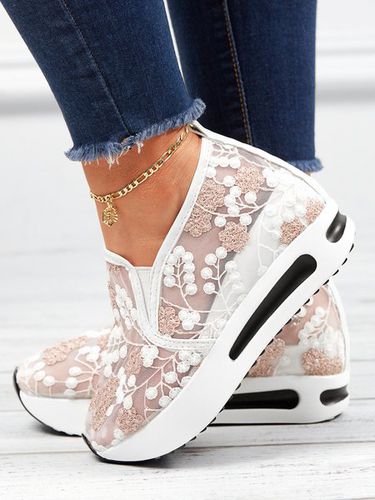 Floral Embroidery Breathable Sheer Mesh Sneakers - Just Fashion Now - Modalova
