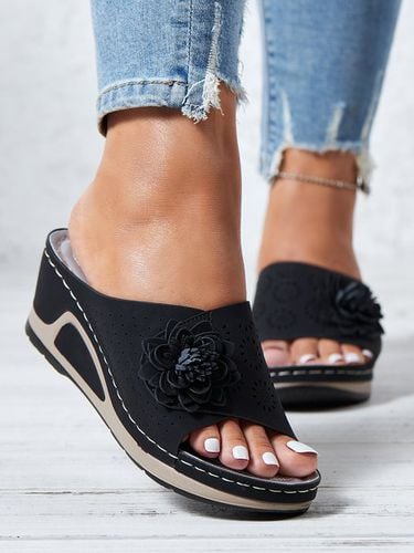 D Floral Cutout Upper Vintage Bohemian Wedge Slippers - Just Fashion Now - Modalova