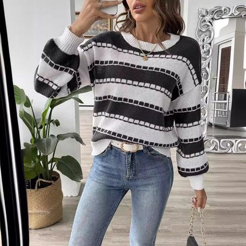 Loose Striped Casual Crew Neck Sweater - Just Fashion Now - Modalova