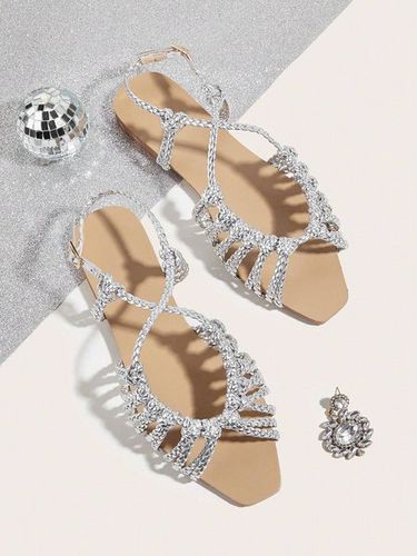Vacation Braided Hollow Out Adjustable Buckle Flat Sandals - Just Fashion Now - Modalova