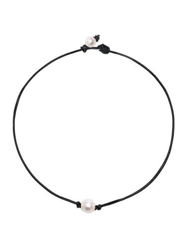 Simple Pearl Necklace - Just Fashion Now UK - Modalova