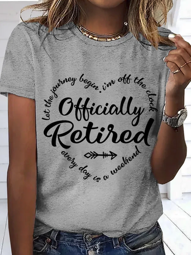 Women's Retirement gift Officially Retired Text Letters Simple T-Shirt - Modetalente - Modalova