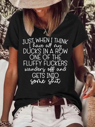 Women's Ducks In A Row Funny Letters Casual T-Shirt - Modetalente - Modalova
