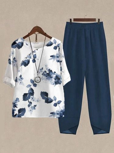 Loose Casual Floral Two-Piece Set - Just Fashion Now - Modalova