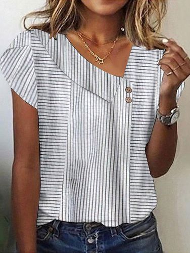Striped Loose Casual Shirt - Just Fashion Now - Modalova