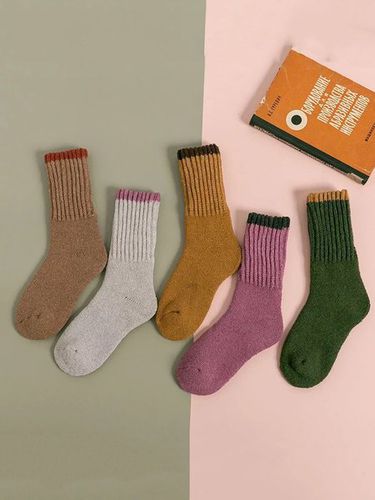 Pairs Striped Pattern Thicken Mid-calf Socks - Just Fashion Now UK - Modalova