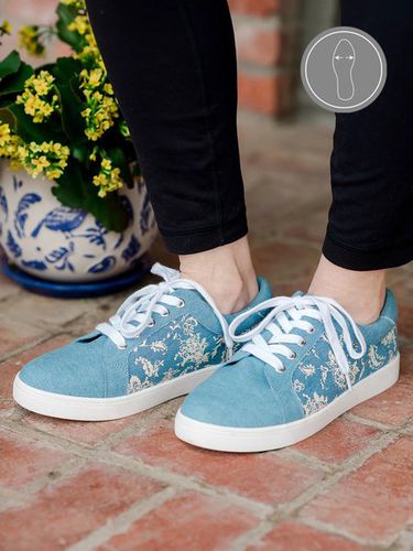 Blue Canvas White Floral Panel Sneakers - Just Fashion Now - Modalova