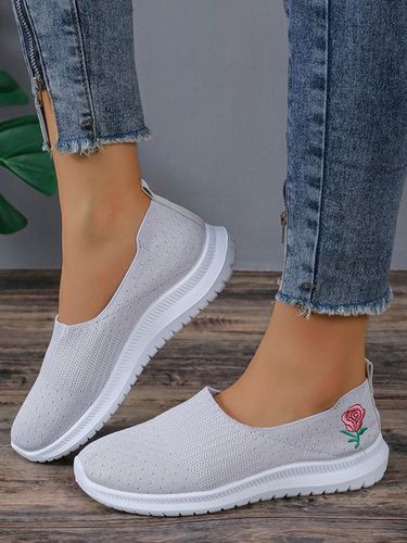 Rose Embroidery Gray Breathable Slip On Flyknit Sneakers - Just Fashion Now - Modalova