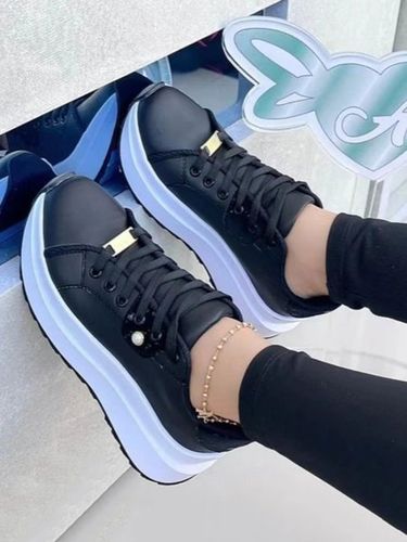 Casual Imitation Pearl Color Block Lace-Up Platform Skate Shoes - Just Fashion Now UK - Modalova