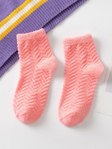 Pair Comfy High-Elastic Mid-calf Socks - Just Fashion Now UK - Modalova