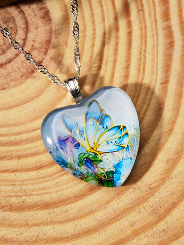 Heart Butterfly Necklace - Just Fashion Now - Modalova