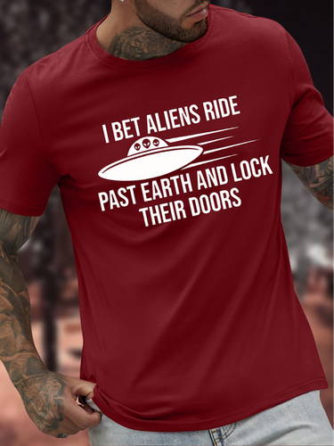 Men's I Bet Aliens Ride Past Earth And Lock Their Doors Funny Graphic Printing Casual Text Letters Cotton Loose T-Shirt - Modetalente - Modalova