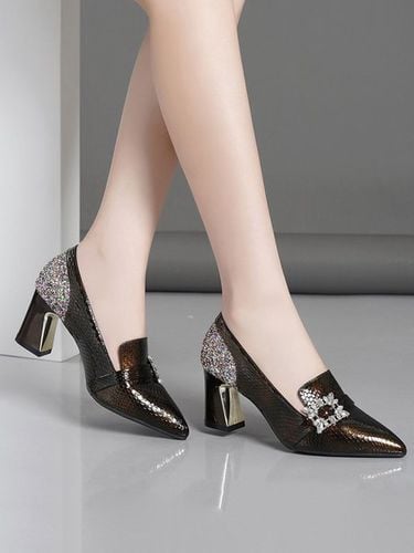 Fashionable Rhinestone Buckle Embossed Glitter Chunky Heel Pumps - Modetalente - Modalova