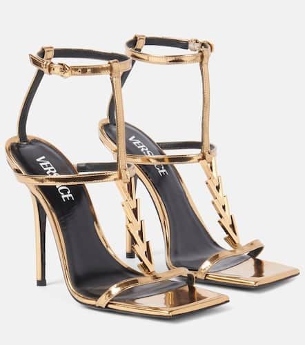 V2025 Chain metallic leather sandals - Versace - Modalova