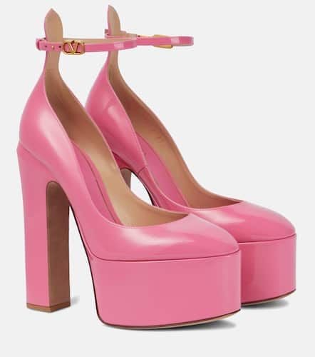 Tan-Go patent leather platform pumps - Valentino Garavani - Modalova