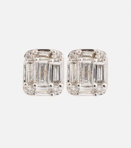 Shield of Strength 10kt stud earrings with diamonds - Stone and Strand - Modalova