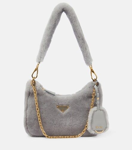 Re-Edition 2005 Small shearling shoulder bag - Prada - Modalova