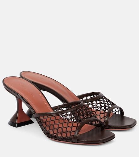 Lupita leather-trimmed raffia mules - Amina Muaddi - Modalova