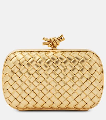 Knot Intreccio metallic leather clutch - Bottega Veneta - Modalova