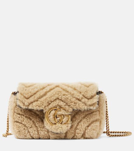 GG Marmont Mini shearling shoulder bag - Gucci - Modalova