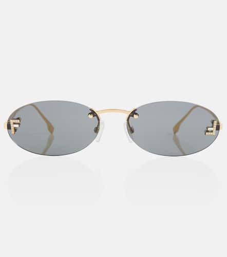 First embellished oval sunglasses - Fendi - Modalova