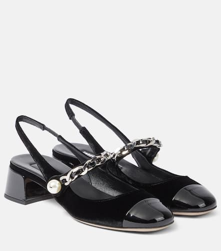 Chain-detail velvet slingback pumps - Miu Miu - Modalova