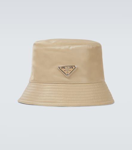 Prada Logo tab bucket hat - Prada - Modalova