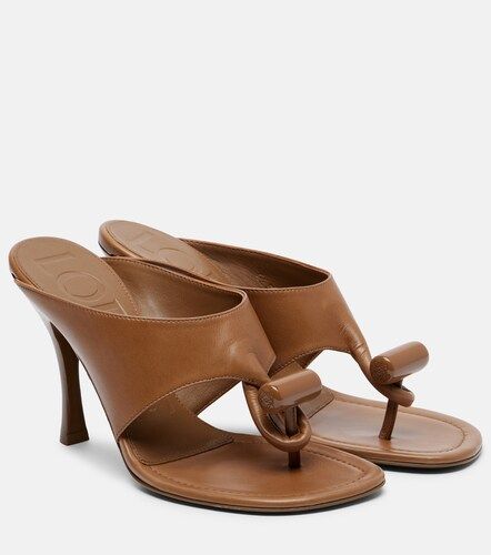 Toggle 90 leather thong sandals - Loewe - Modalova