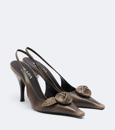 Floral-applique leather slingback pumps - Prada - Modalova