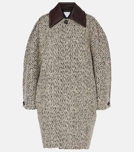 Chevron wool and mohair-blend bouclÃ© coat - Bottega Veneta - Modalova