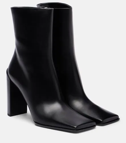 Alaia Leather ankle boots - Alaia - Modalova