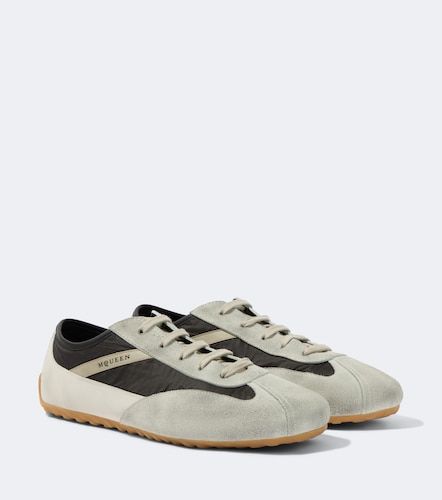 McQueen Sneakers con suede - McQueen - Modalova