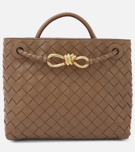 Andiamo Small Intrecciato leather tote bag - Bottega Veneta - Modalova