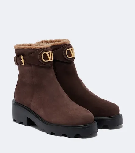 VLogo suede ankle boots - Valentino Garavani - Modalova