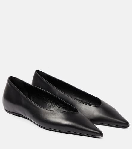 The Asymmetric leather ballet flats - Toteme - Modalova