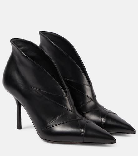 AlaÃ¯a Leather ankle boots - Alaia - Modalova