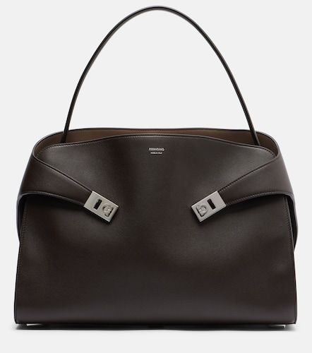 Hug Soft Medium leather shoulder bag - Ferragamo - Modalova