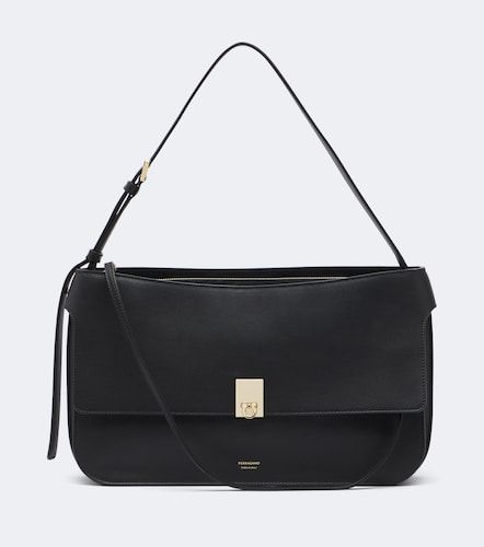 Cara Medium leather shoulder bag - Ferragamo - Modalova