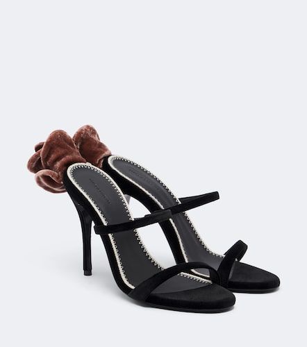 Mules de terciopelo con aplique floral - Magda Butrym - Modalova