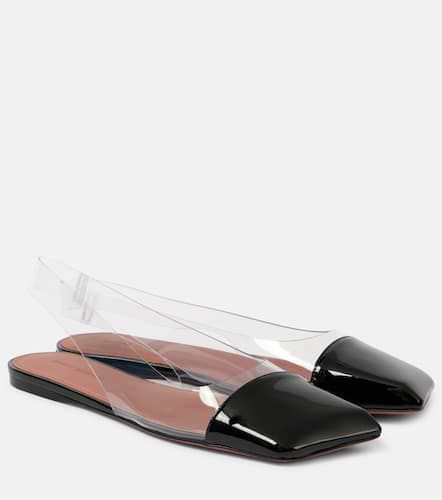 Ane Glass PVC and patent leather slingback flats - Amina Muaddi - Modalova